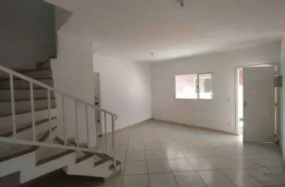 Casa em condomínio com 3 quarto(s) e 2 banheiro(s) para alugar, 90 m² por r$ 2300 / mês