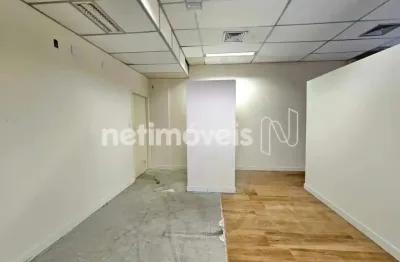 Cobertura com 6 quarto(s) e 4 banheiro(s) para alugar, 492 m² por r$ 35000 / mês