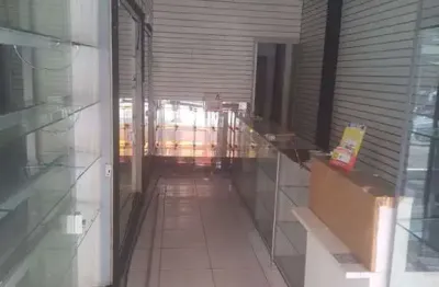 Kitnet/ studio com 1 quarto(s) e 1 banheiro(s) para alugar, 30.00 m² por r$ 2300 / mês