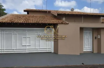 Casa com 3 quarto(s) e 3 banheiro(s) para alugar, 10 m² por r$ 3800 / mês