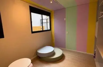 Apartamento com 1 quarto(s) e 1 banheiro(s) para alugar, 24 m² por r$ 2060 / mês