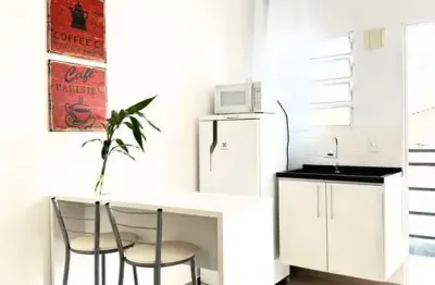 Kitnet/ studio com 1 quarto(s) e 1 banheiro(s) para alugar, 20 m² por r$ 1650 / mês