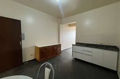 Kitnet/ studio com 1 quarto(s) e 1 banheiro(s) para alugar, 40 m² por r$ 950 / mês