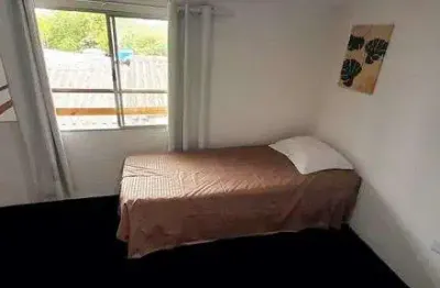 Kitnet/ Studio com 1 Quarto(s) e 1 banheiro(s) para Alugar, 30 m² por R$ 1800 / Mês