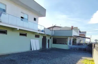 Kitnet/ studio com 1 quarto(s) e 1 banheiro(s) para alugar, 27 m² por r$ 1600 / mês