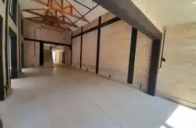 Casa com 1 quarto(s) e 1 banheiro(s) para alugar, 297 m² por r$ 16000 / mês