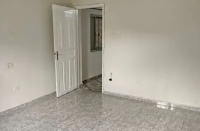 Casa com 2 quarto(s) e 1 banheiro(s) para alugar, 100 m² por r$ 2016 / mês