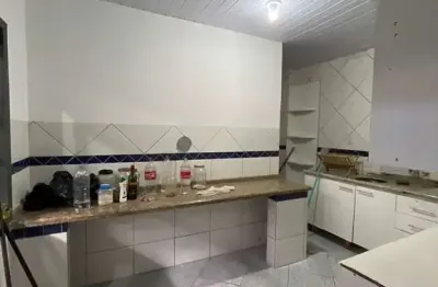Apartamento com 3 quarto(s) e 1 banheiro(s) para alugar, 80 m² por r$ 2670 / mês