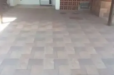 Casa em condomínio com 4 quarto(s) e 2 banheiro(s) para alugar, 86 m² por r$ 1200 / mês