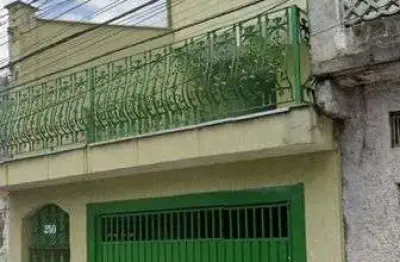 Casa com 3 quarto(s) e 2 banheiro(s) para alugar, 10 m² por r$ 3600 / mês