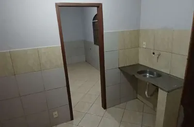 Kitnet/ studio com 1 quarto(s) e 1 banheiro(s) para alugar, 20 m² por r$ 750 / mês