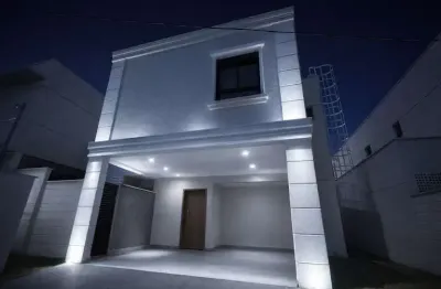 Casa em condomínio com 4 quarto(s) e 4 banheiro(s) para alugar, 181 m² por r$ 5500 / mês
