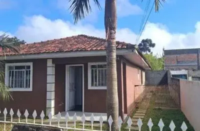 Casa com 3 quarto(s) e 2 banheiro(s) para alugar, 350 m² por r$ 2500 / mês