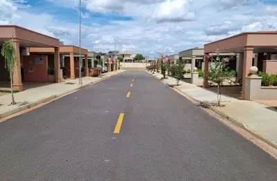 Casa com 2 quarto(s) e 3 banheiro(s) para alugar, 100 m² por r$ 2500 / mês