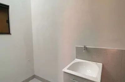 Kitnet/ studio com 1 quarto(s) e 1 banheiro(s) para alugar, 60 m² por r$ 2115 / mês