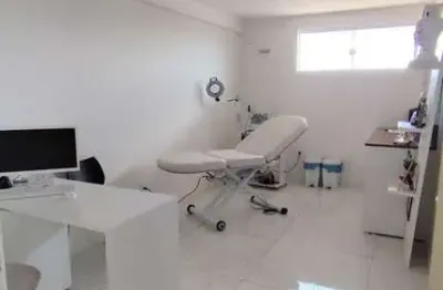 Kitnet/ studio com 1 quarto(s) e 1 banheiro(s) para alugar, 20 m² por r$ 1950 / mês