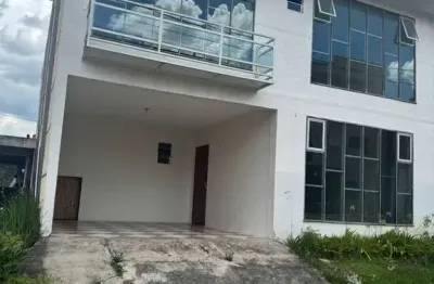 Casa em condomínio com 3 quarto(s) e 4 banheiro(s) para alugar, 150 m² por r$ 3950 / mês