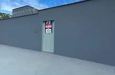 Casa com 2 Quarto(s) e 1 banheiro(s) para Alugar, 360 m² por R$ 1810 / Mês