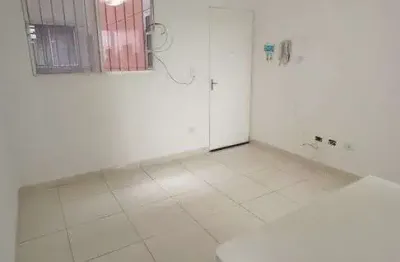 Apartamento com 2 Quarto(s) e 1 banheiro(s) para Alugar, 40 m² por R$ 1660 / Mês