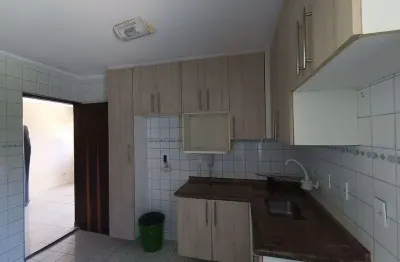 Apartamento com 2 Quarto(s) e 1 banheiro(s) para Alugar, 60 m² por R$ 2350 / Mês