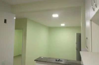 Apartamento com 2 Quarto(s) e 1 banheiro(s) para Alugar, 50 m² por R$ 1666 / Mês