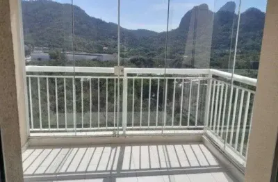 Apartamento com 2 Quarto(s) e 1 banheiro(s) para Alugar, 68 m² por R$ 2700 / Mês