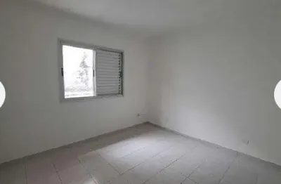 Casa em Condomínio com 2 Quarto(s) e 1 banheiro(s) para Alugar, 65 m² por R$ 2500 / Mês