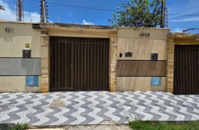Casa com 3 Quarto(s) e 2 banheiro(s) para Alugar, 110 m² por R$ 2280 / Mês