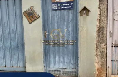 Casa com 1 Quarto(s) e 1 banheiro(s) para Alugar, 10 m² por R$ 1035 / Mês