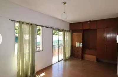 Kitnet/ Studio com 1 Quarto(s) e 1 banheiro(s) para Alugar, 45 m² por R$ 1310 / Mês