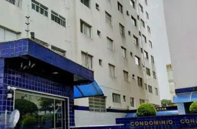 Apartamento com 2 Quarto(s) e 1 banheiro(s) para Alugar, 50 m² por R$ 1450 / Mês