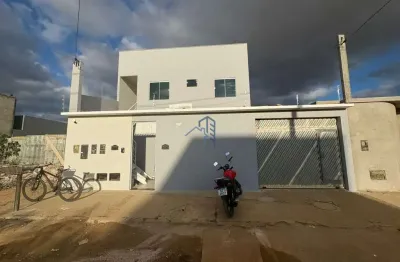 Apartamento com 2 quartos para alugar na irerê, 385, felícia, vitória da conquista por r$ 800