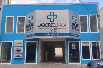 Sala comercial para alugar na rua siqueira campos, 150, centro, vitória da conquista por r$ 1.700