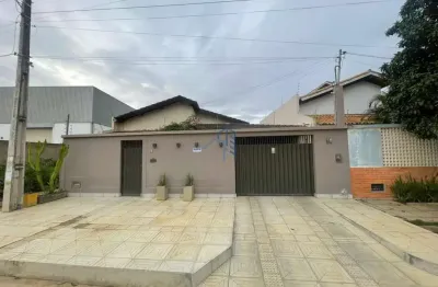 Casa com 3 quartos para alugar na rua r, 14, felícia, vitória da conquista por r$ 4.000