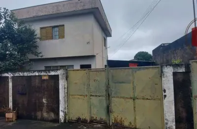 Sobrado para fins residencial ou comercial, terreno de 250 m² area útil 168 m²