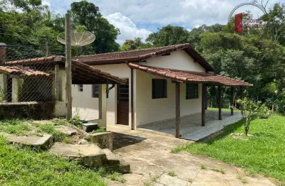 Chácara com 3.400m²  contendo casa com 2 suítes cas