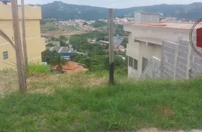 Terreno 200m² em  em bairro previlegiado, com medias 10 x 31 x 8 mts.