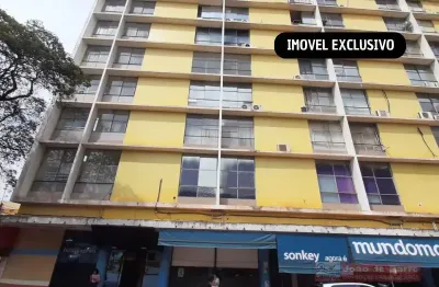 Sala comercial – ed. julio fuganti – r. senador souza naves n°09 – centro – (prox. concha acustica / catedral )
