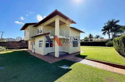 Casa de 4 quartos em lote de 900m² a venda, bairro ingá em betim.