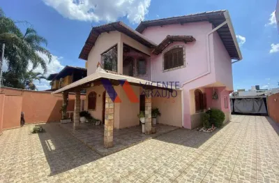 Casa com 3 quartos no bairro brasiléia, perto do centro de betim.