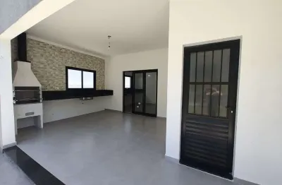 Casa à venda com 3 suítes em condomínio fechado  jundiaí sp