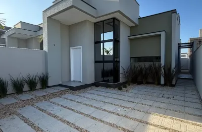 Casa três dormitórios sendo uma suíte bairro galapagos tijucas santa catarina