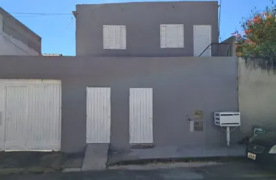 Vendo 01 casa+ 02 apartamentos estancia i, planaltina !!! 220.000 !!!