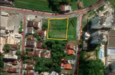Terreno à venda na Rua Ottokar Doerffel, Atiradores, Joinville