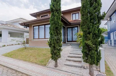Casa com 4 quartos à venda na Rua Adalberto Schmalz, Glória, Joinville