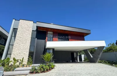 Casa em condomínio fechado com 4 quartos à venda na Rua Presidente Vargas, Pirabeiraba, Joinville