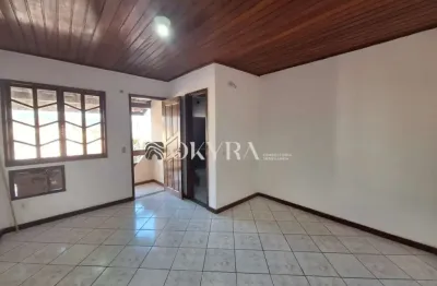 Casa com 2 quartos para alugar na Rua dos Periquitos, 01, Riviera Fluminense, Macaé