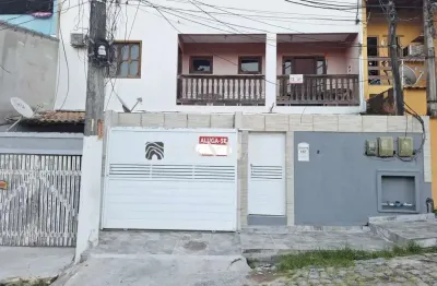 Casa com 3 quartos para alugar na Rua Cecília Meireles, 01, Jardim Santo Antônio, Macaé
