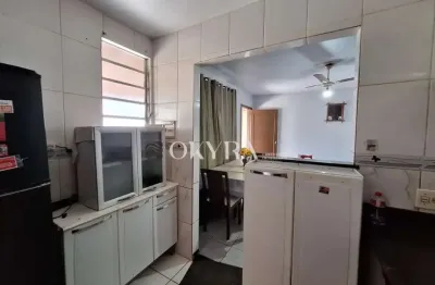 Casa com 03 quartos e linear para locação no cond. Village do Horto.