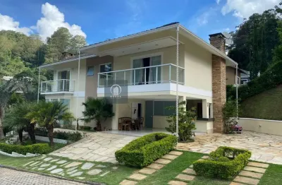 Casa alto padrão para venda em quebra frascos teresópolis-rj